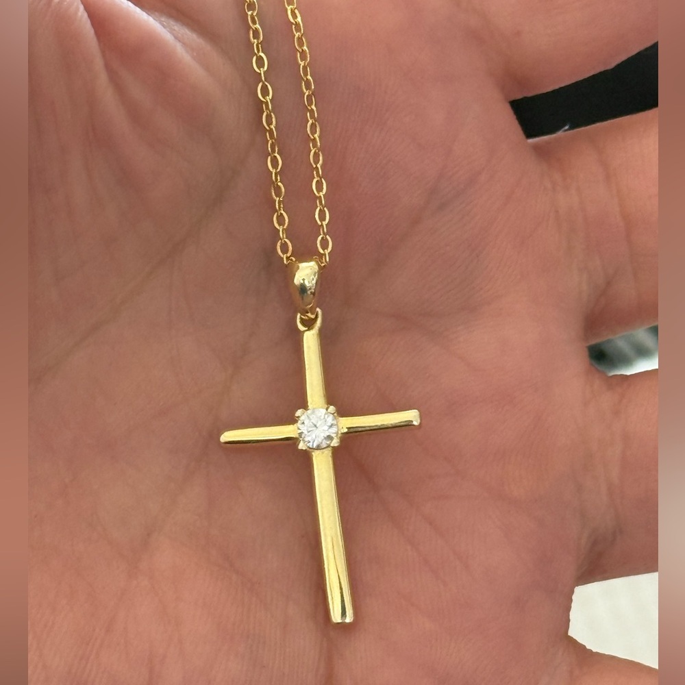 NEW .3 Moissanite Diamond Gold/s 925 Cross Necklace